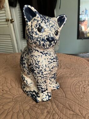 Vintage Hand Painted Ceramic Cat